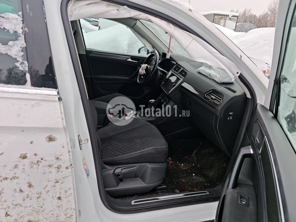 Фото Volkswagen Tiguan 188
