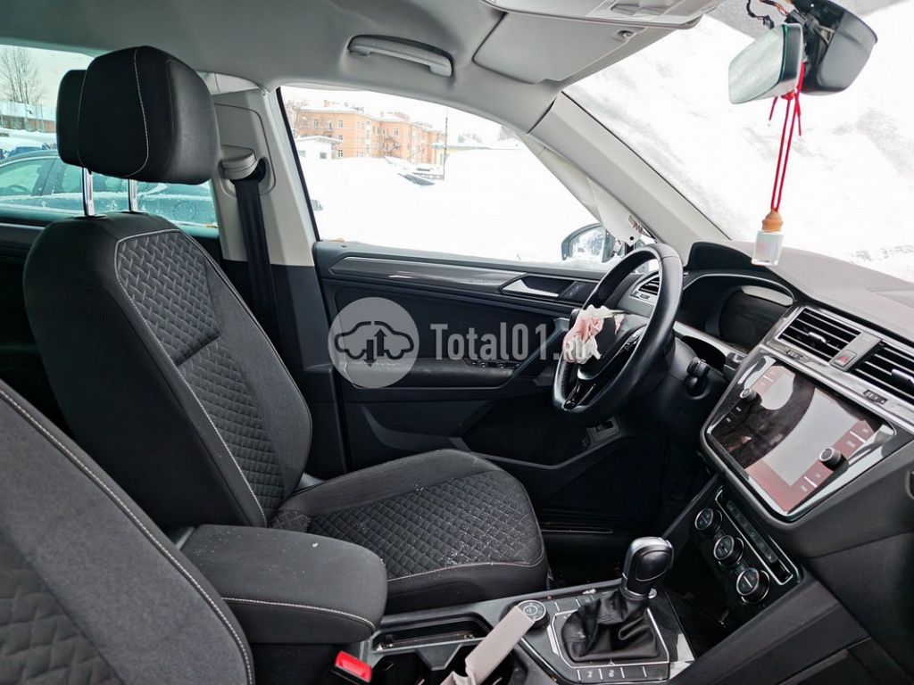 Фото Volkswagen Tiguan 194