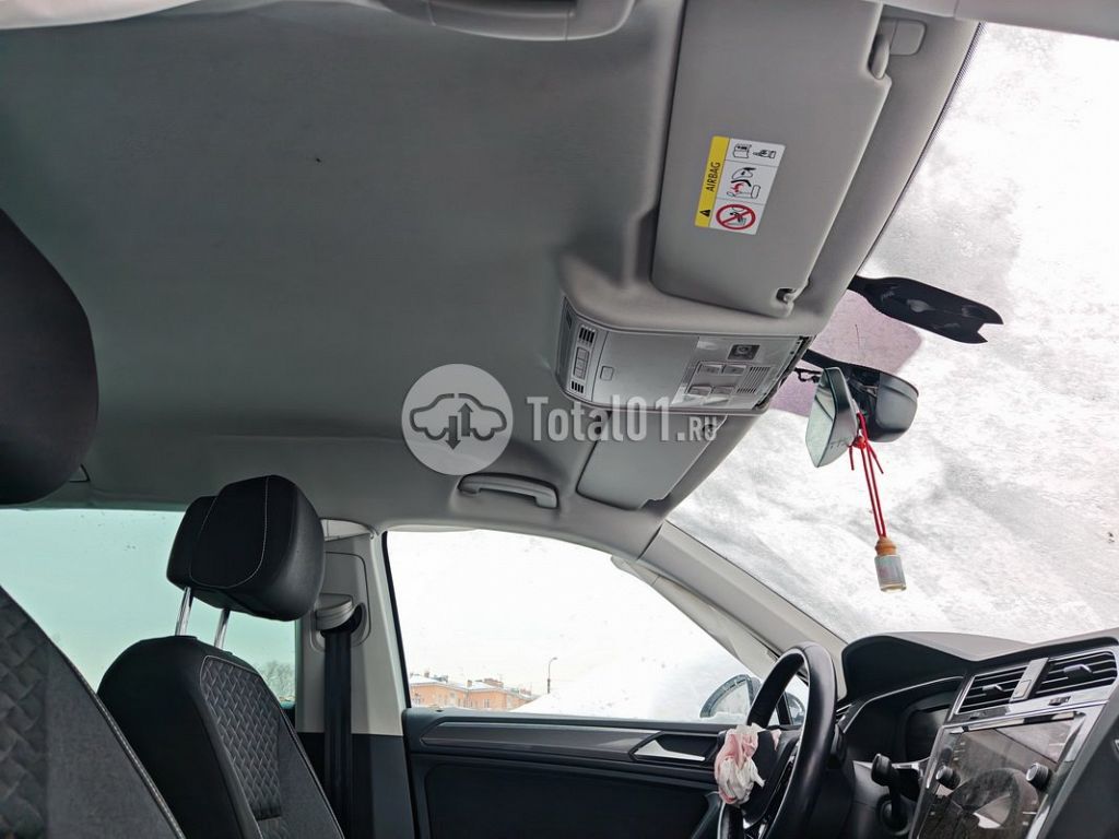 Фото Volkswagen Tiguan 196