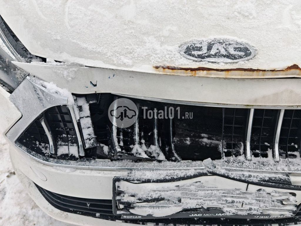 Фото JAC J7 6