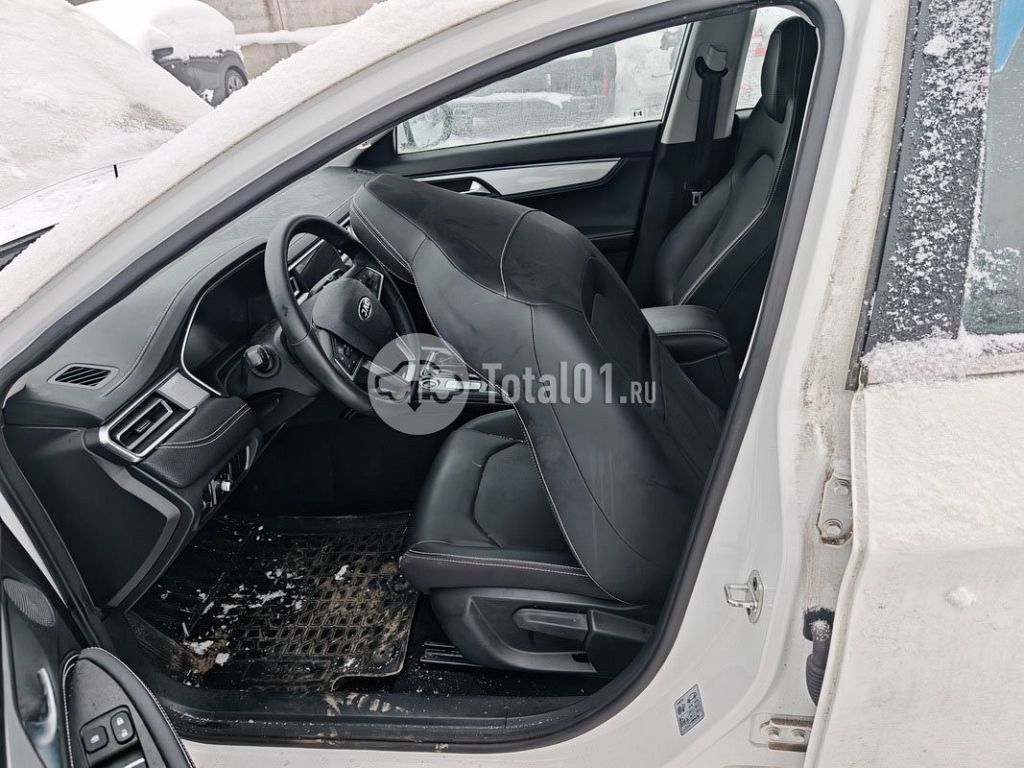 Фото JAC J7 146