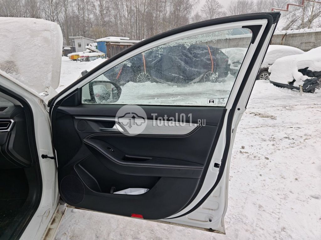 Фото JAC J7 200