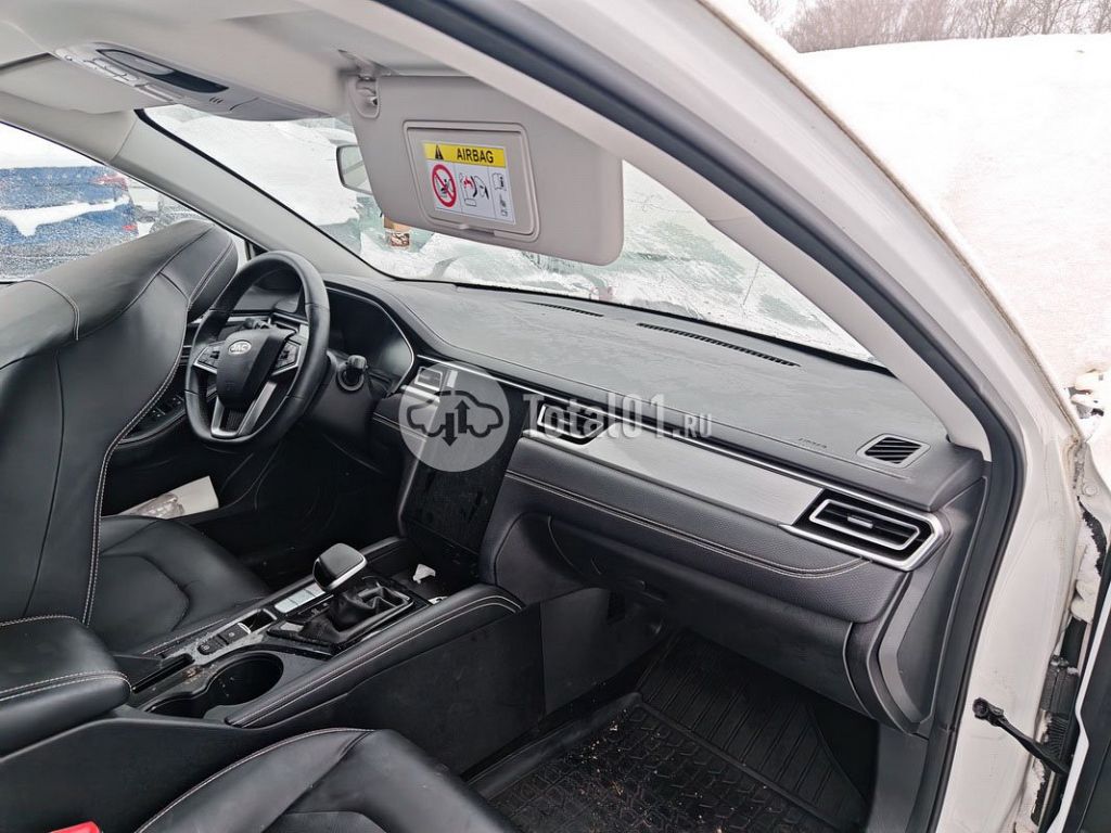 Фото JAC J7 212