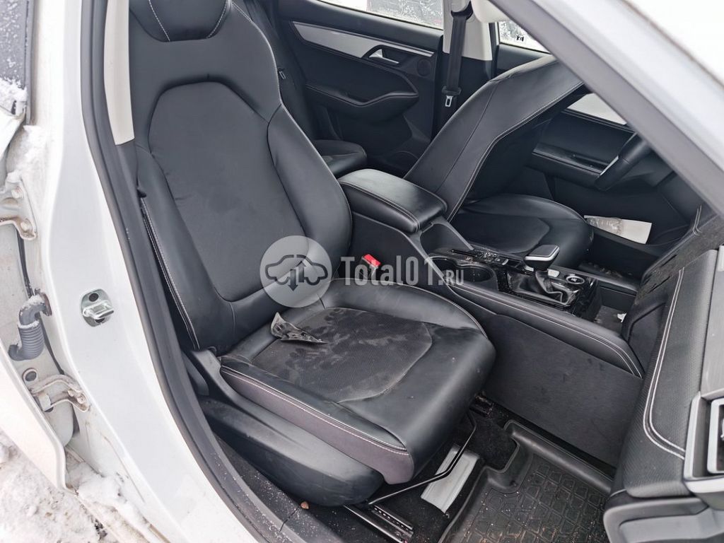 Фото JAC J7 214