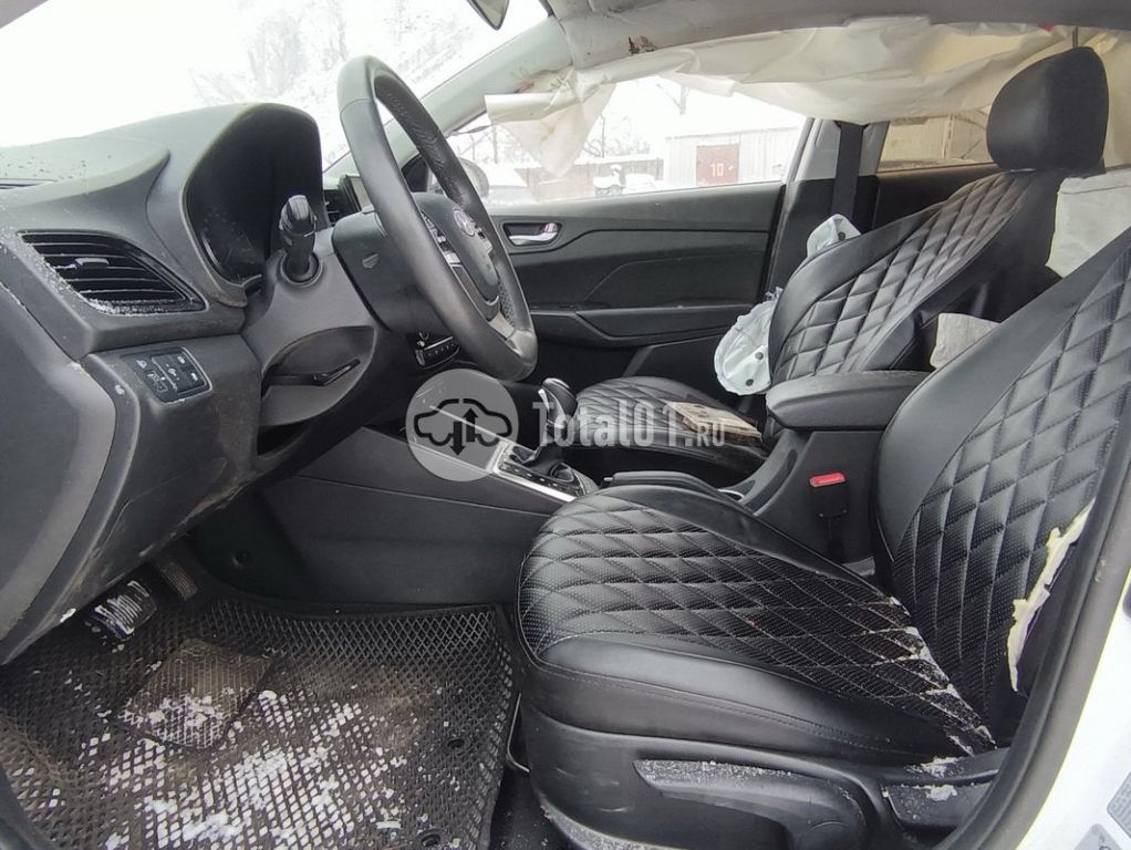 Фото Hyundai Solaris 86