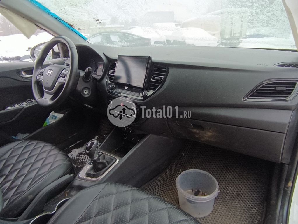 Фото Hyundai Solaris 136