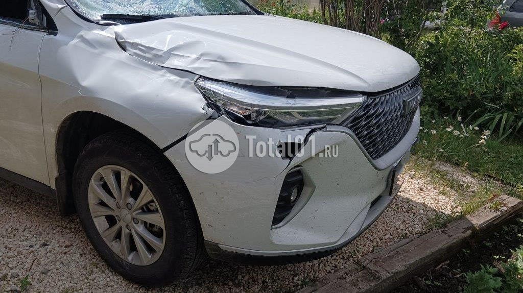 Фото Haval M6 10