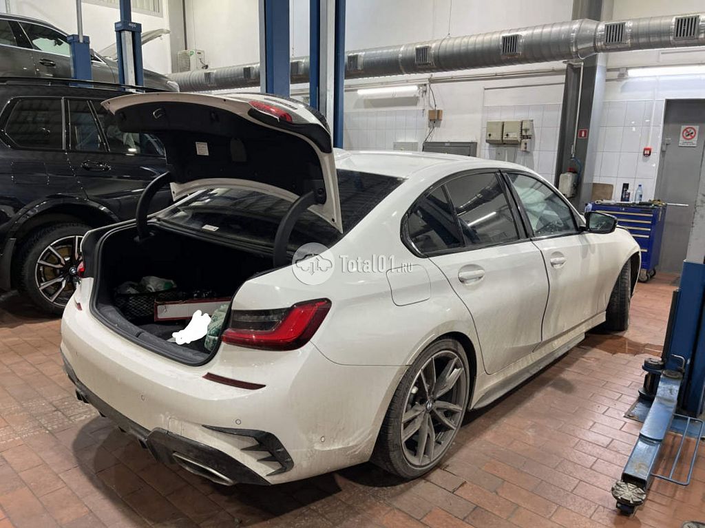 Фото BMW 3 серия 122