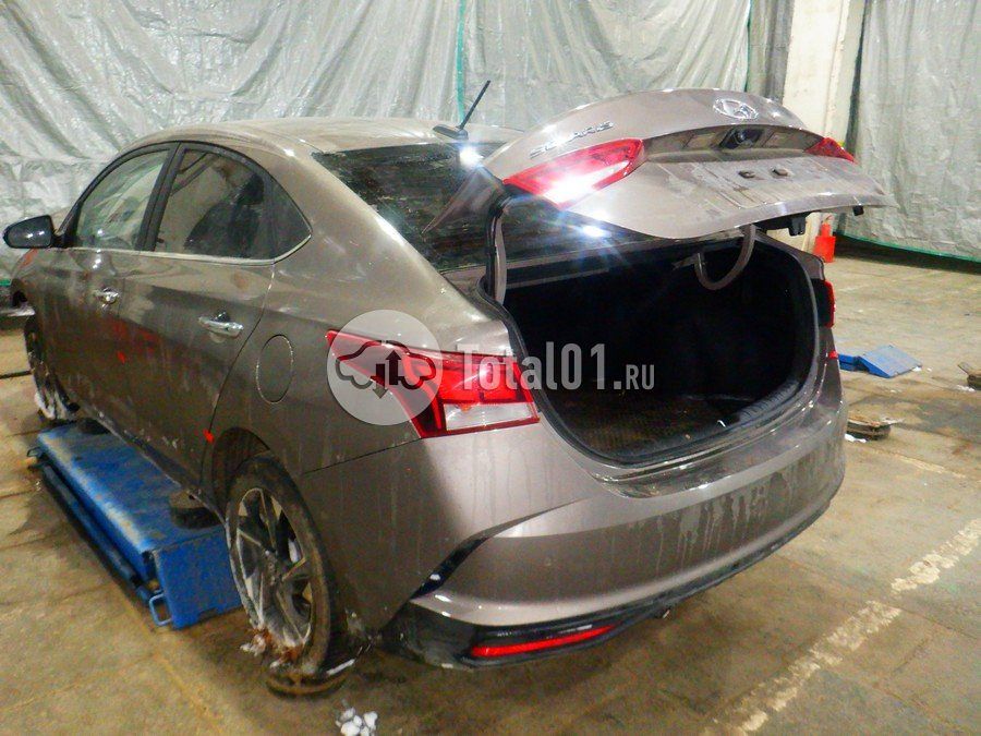 Фото Hyundai Solaris 14