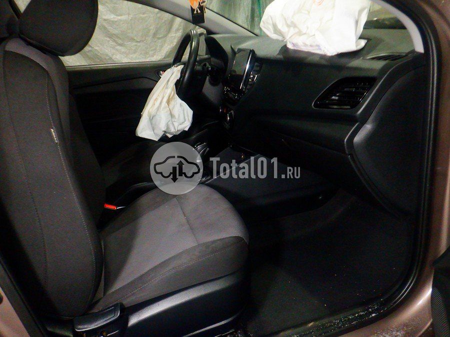 Фото Hyundai Solaris 24