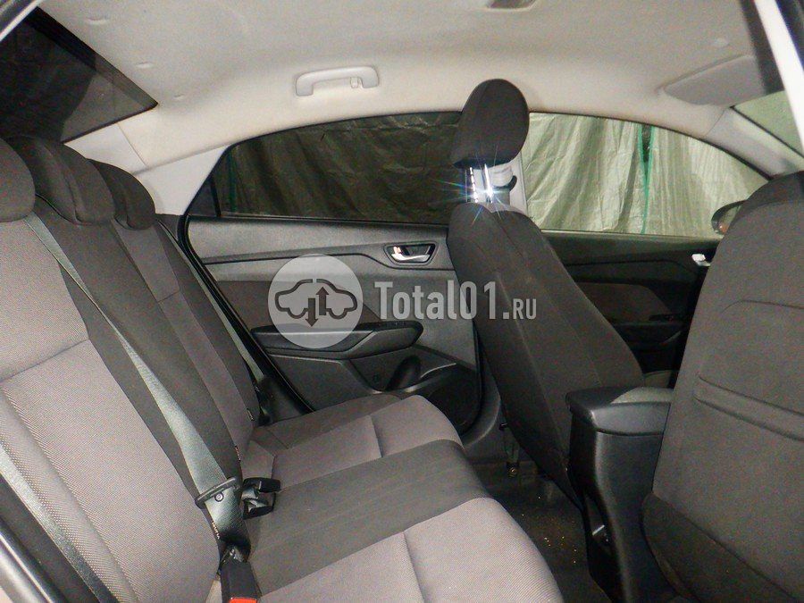 Фото Hyundai Solaris 44