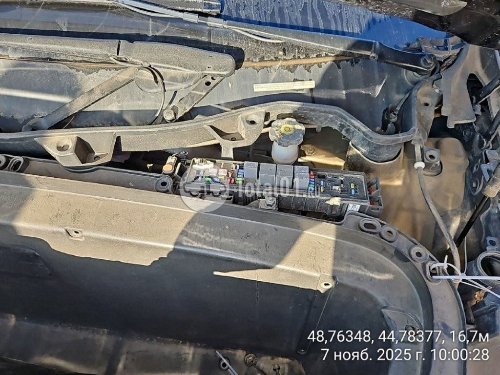 Фото Tesla Model X 46