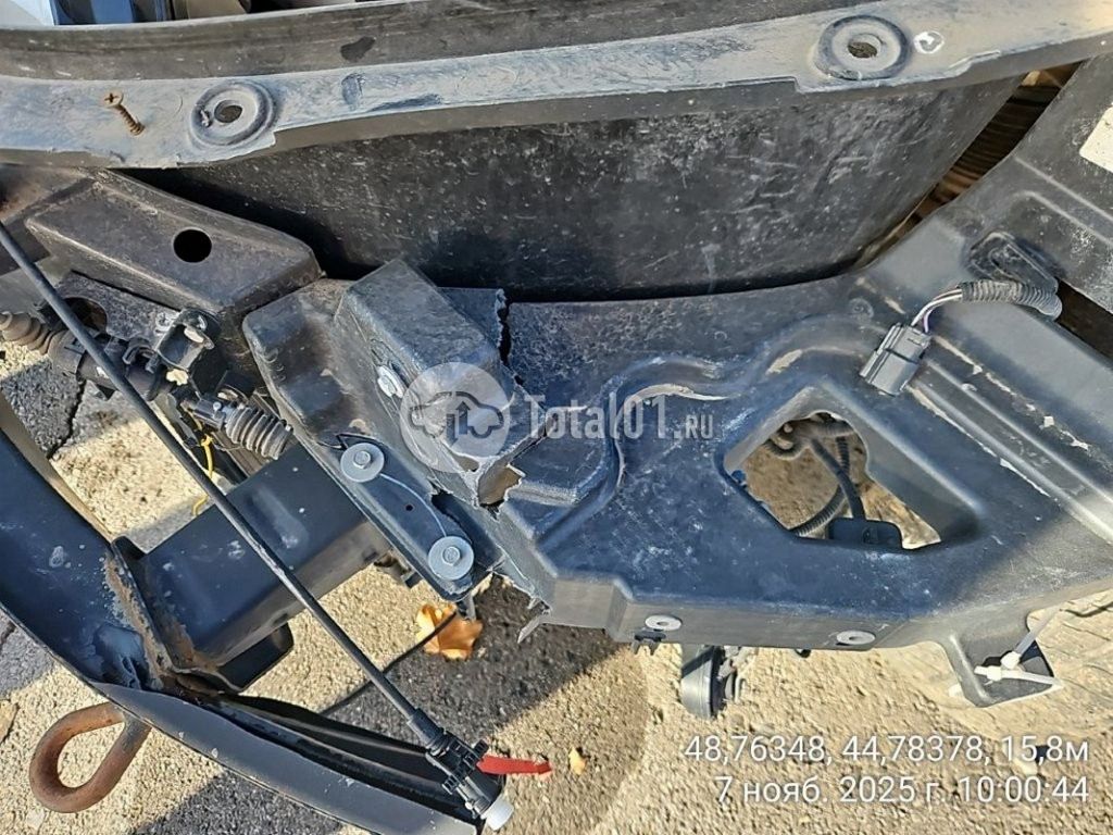 Фото Tesla Model X 48