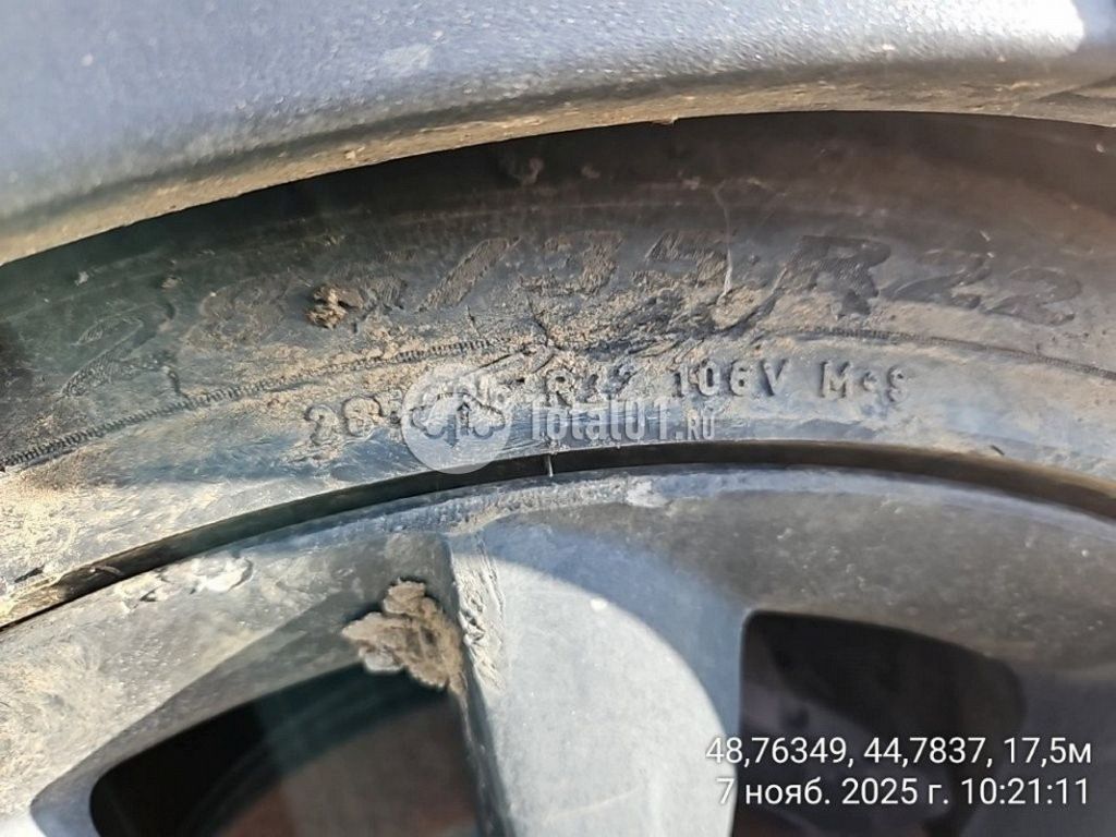 Фото Tesla Model X 76