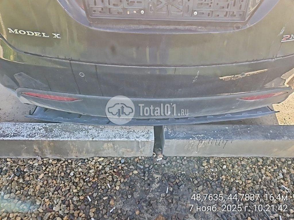 Фото Tesla Model X 88
