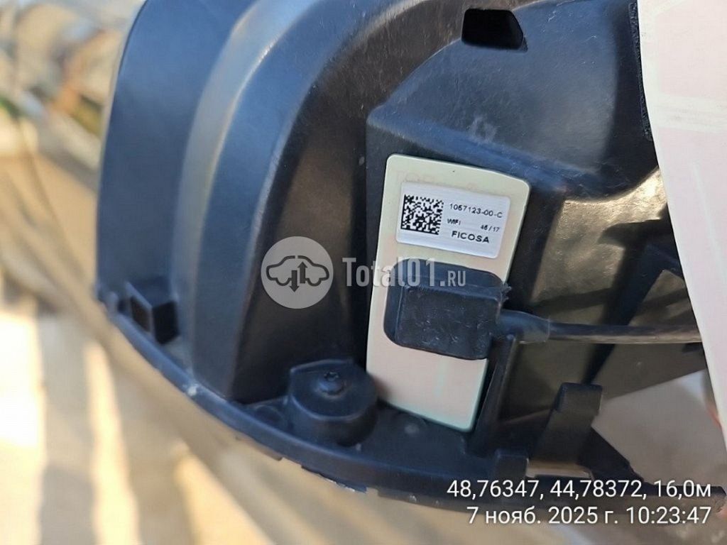 Фото Tesla Model X 128