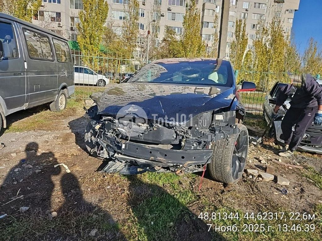 Фото Tesla Model X 136