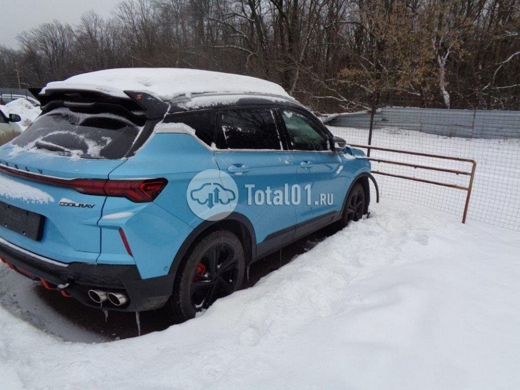 Фото Geely Coolray 12