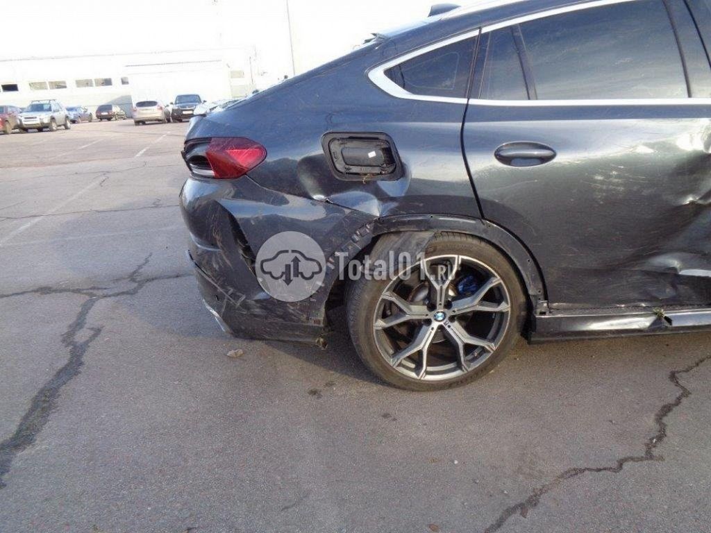 Фото BMW X6 32