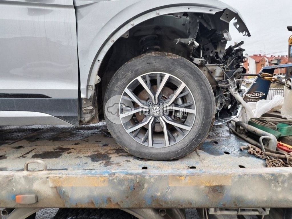 Фото Volkswagen Tiguan 16