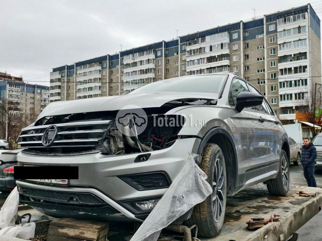 Фото Volkswagen Tiguan 50