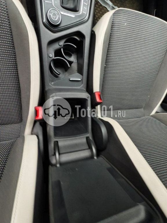 Фото Volkswagen Tiguan 104
