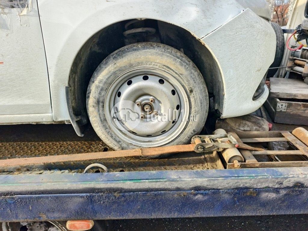 Фото Renault Logan 12