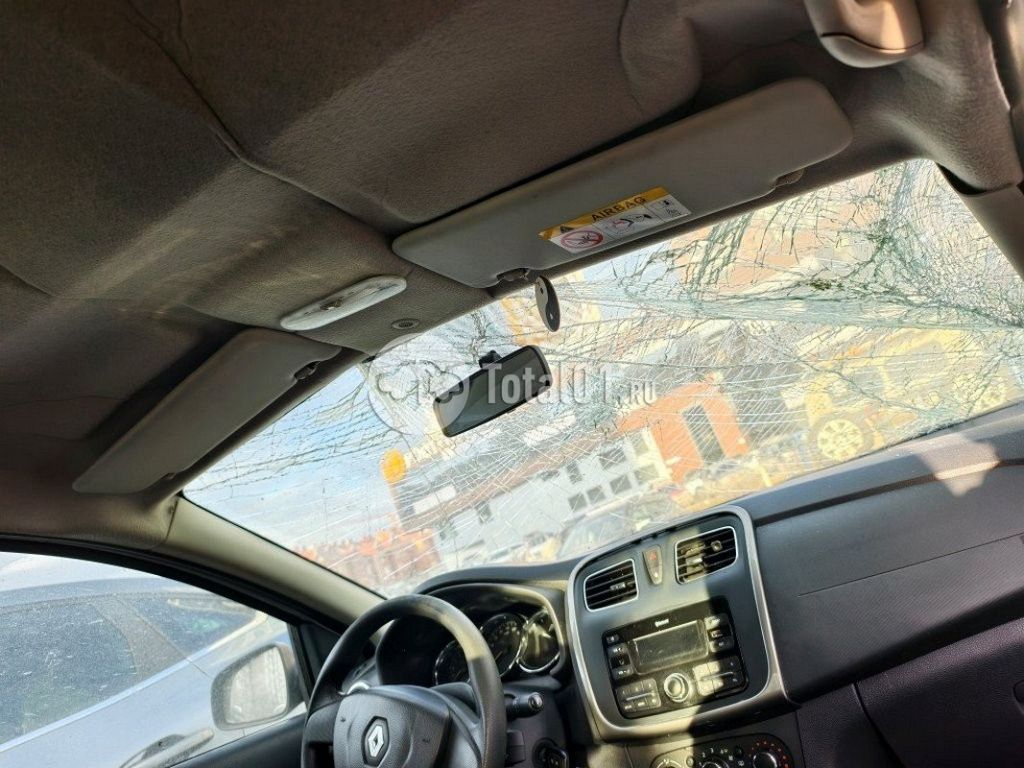 Фото Renault Logan 50