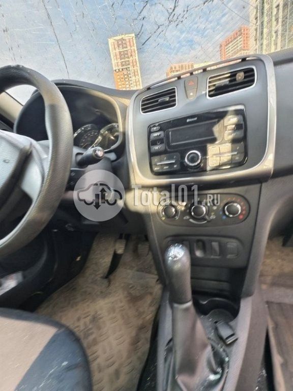Фото Renault Logan 60