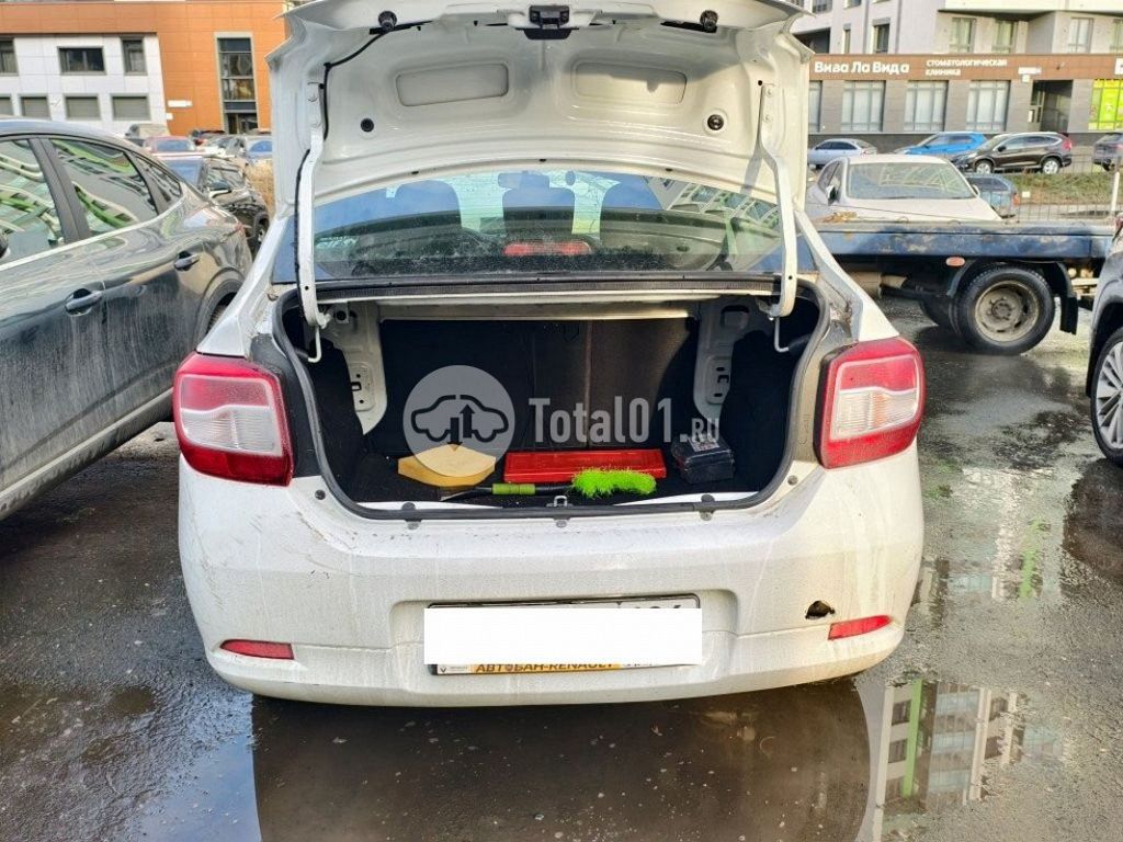 Фото Renault Logan 98
