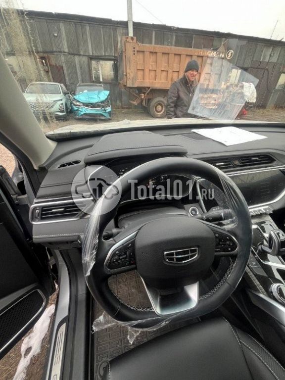 Фото Geely Atlas Pro 34