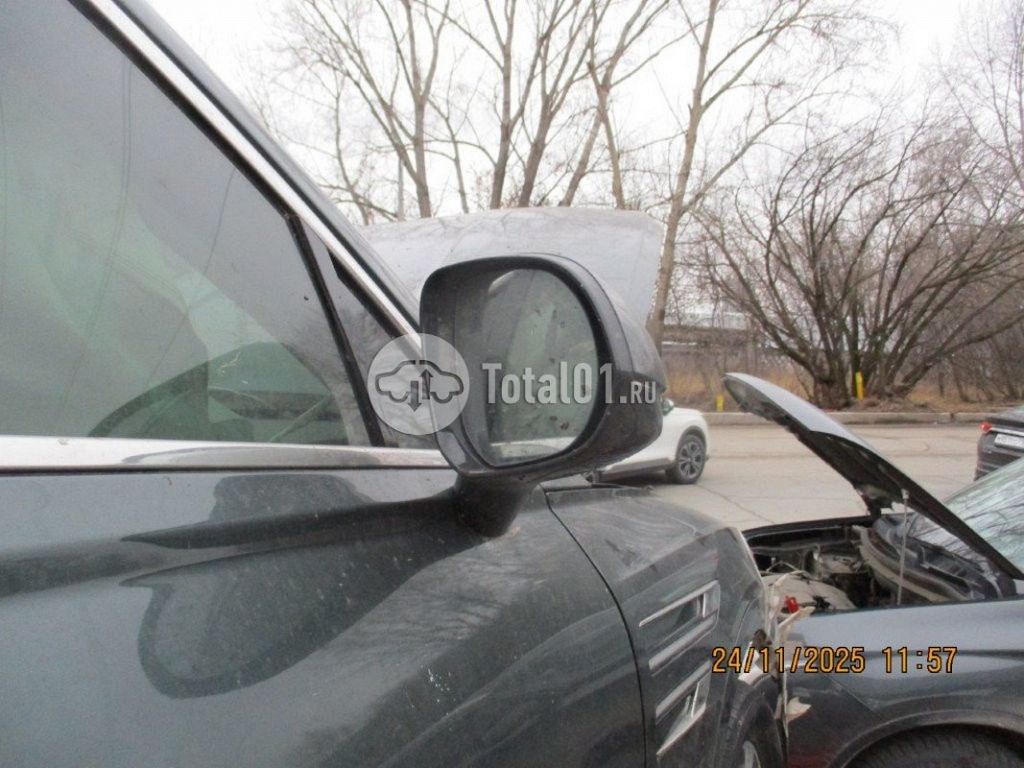 Фото Genesis GV80 58