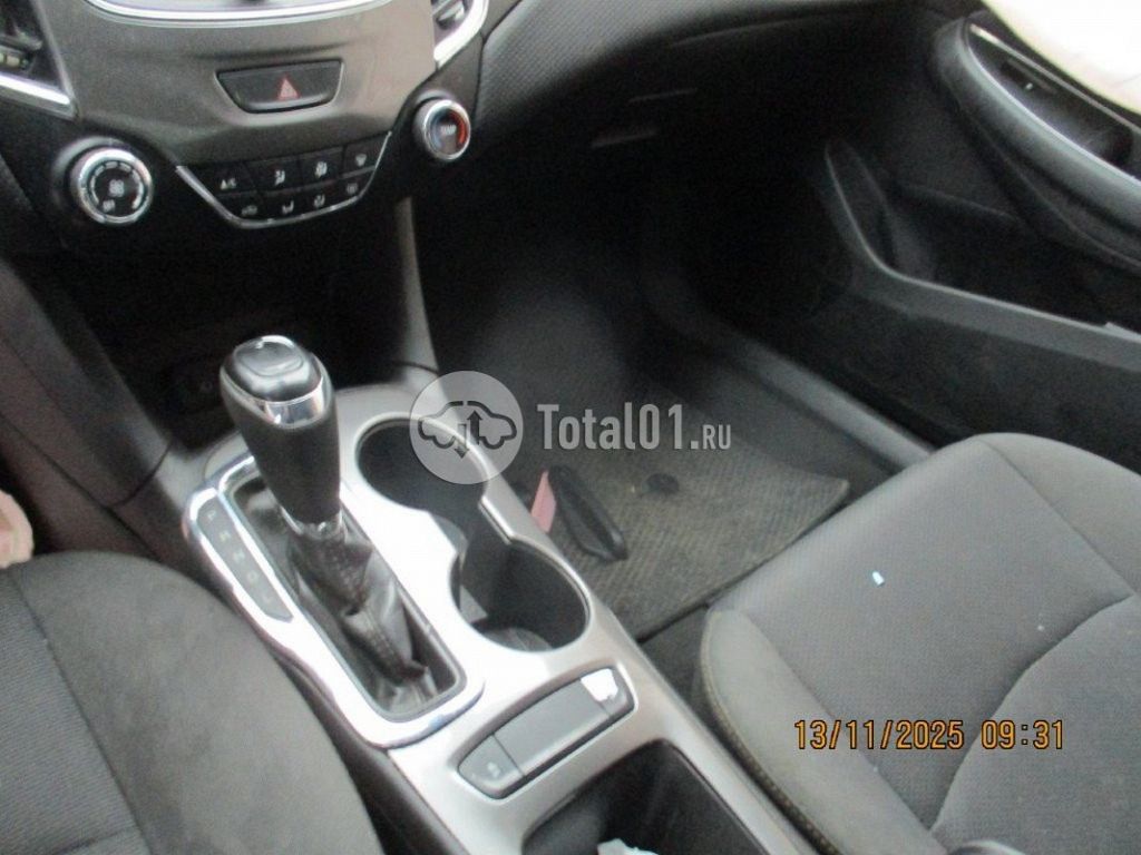 Фото Chevrolet Cruze 56