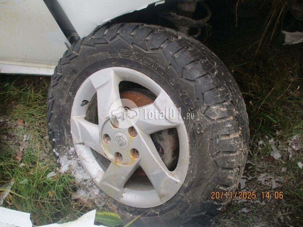 Фото Renault Duster 16