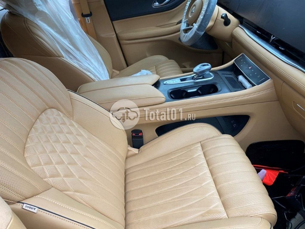 Фото Voyah Dreamer 26