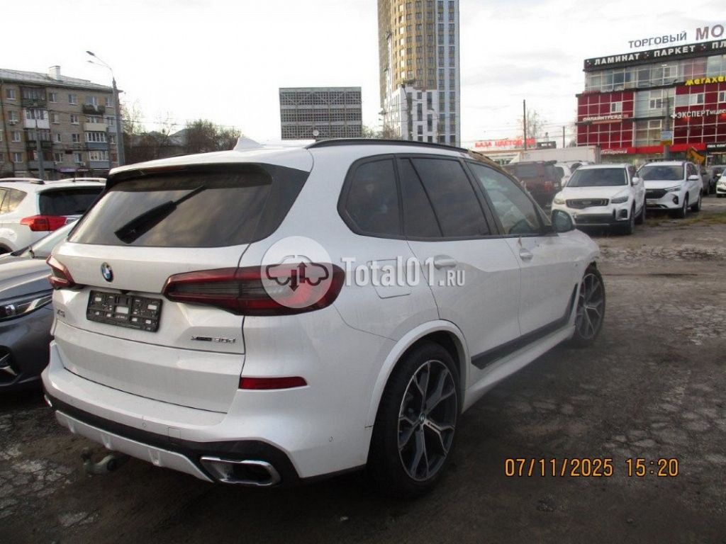 Фото BMW X5 10