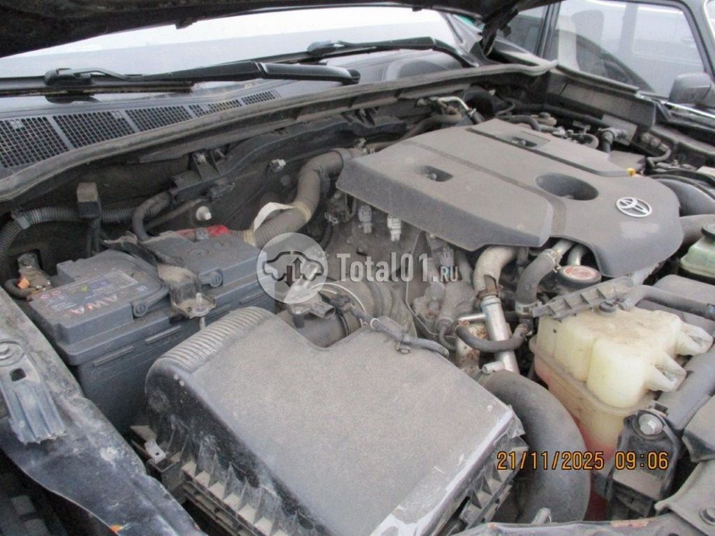 Фото Toyota Fortuner 34