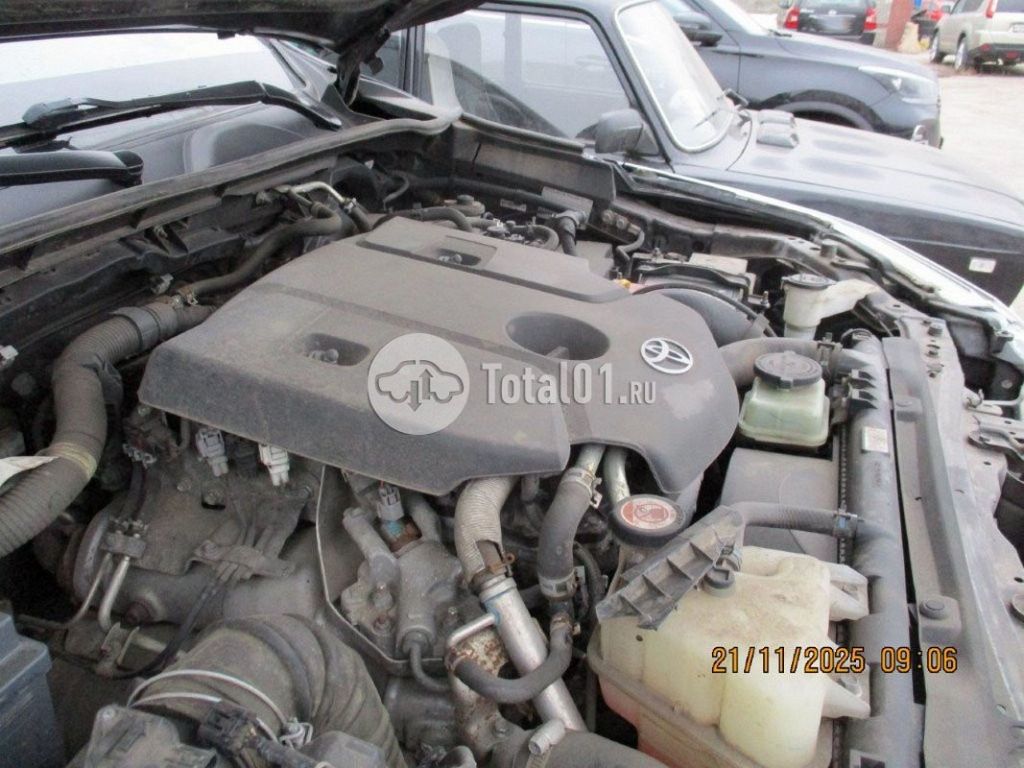 Фото Toyota Fortuner 38