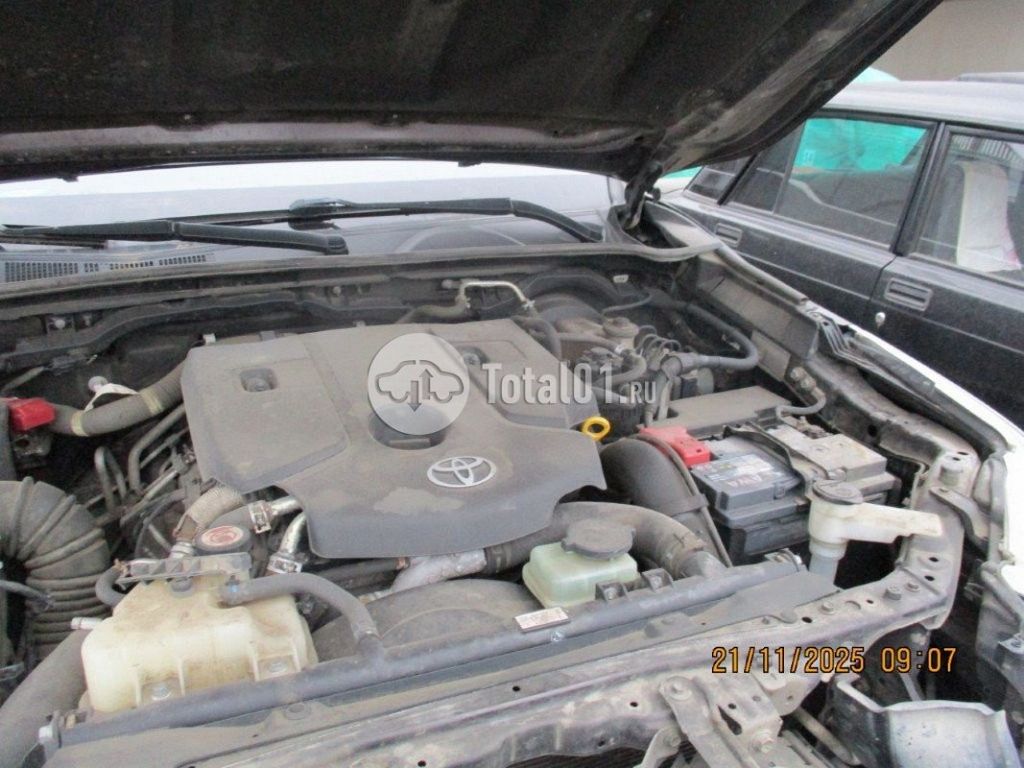 Фото Toyota Fortuner 52