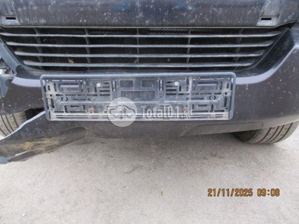 Фото Toyota Fortuner 74