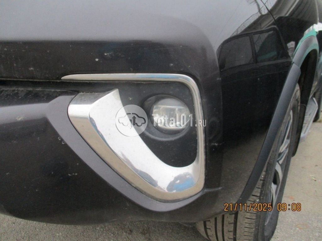 Фото Toyota Fortuner 82