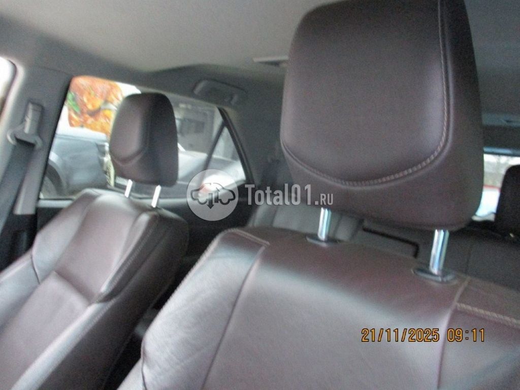 Фото Toyota Fortuner 130