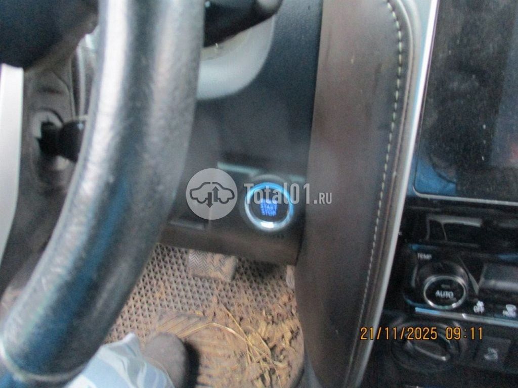 Фото Toyota Fortuner 142