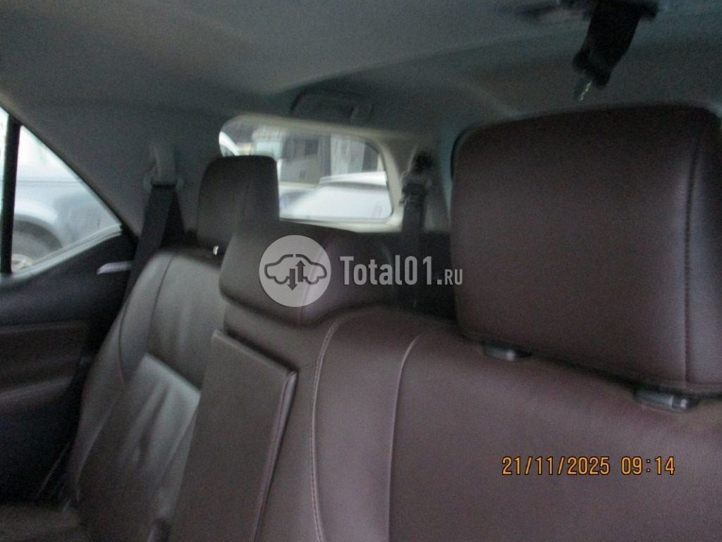 Фото Toyota Fortuner 188