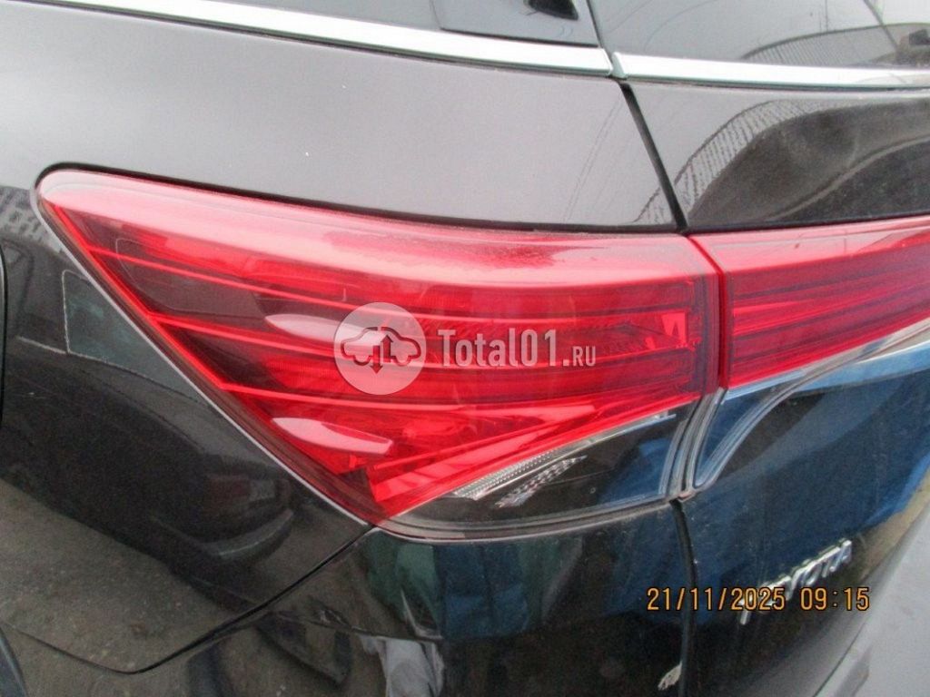 Фото Toyota Fortuner 212