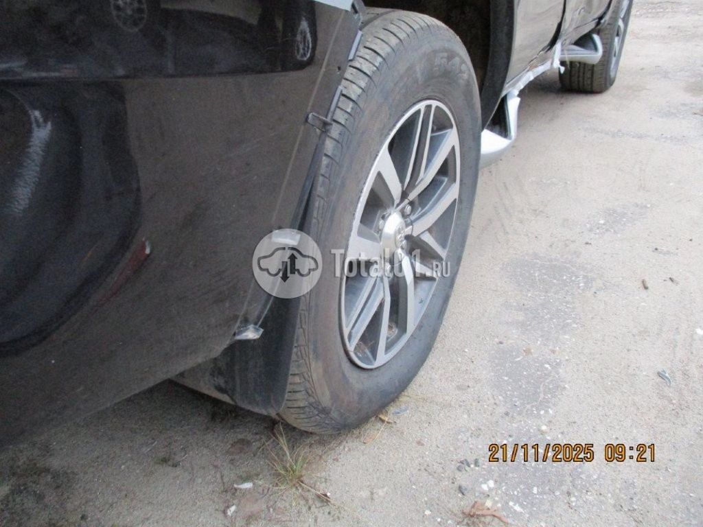 Фото Toyota Fortuner 288