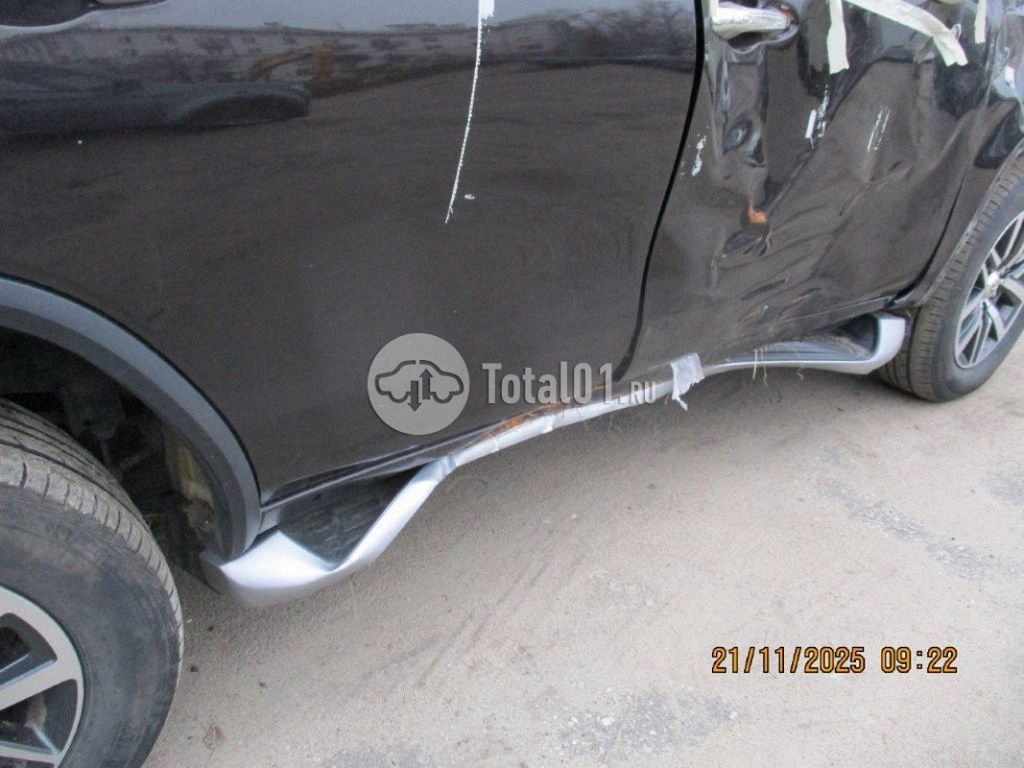 Фото Toyota Fortuner 302