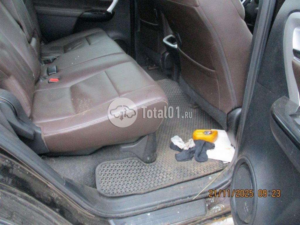 Фото Toyota Fortuner 314