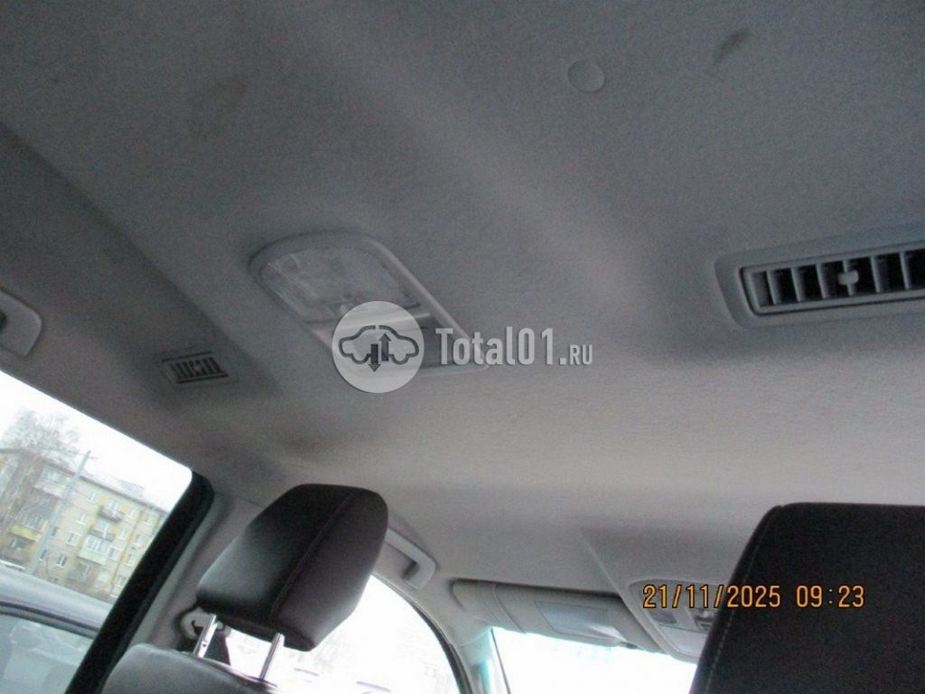 Фото Toyota Fortuner 318