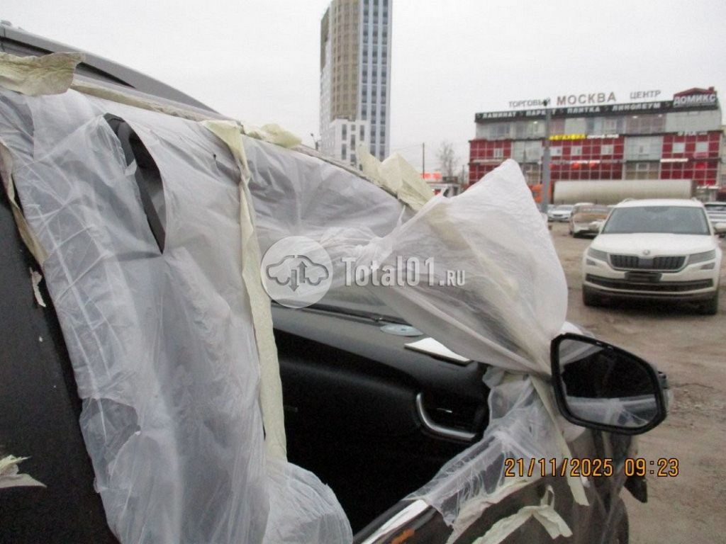 Фото Toyota Fortuner 322